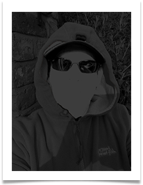 6_Faceless Hoodie - Chris Berg